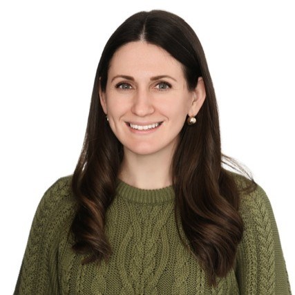 Sarah Groh headshot